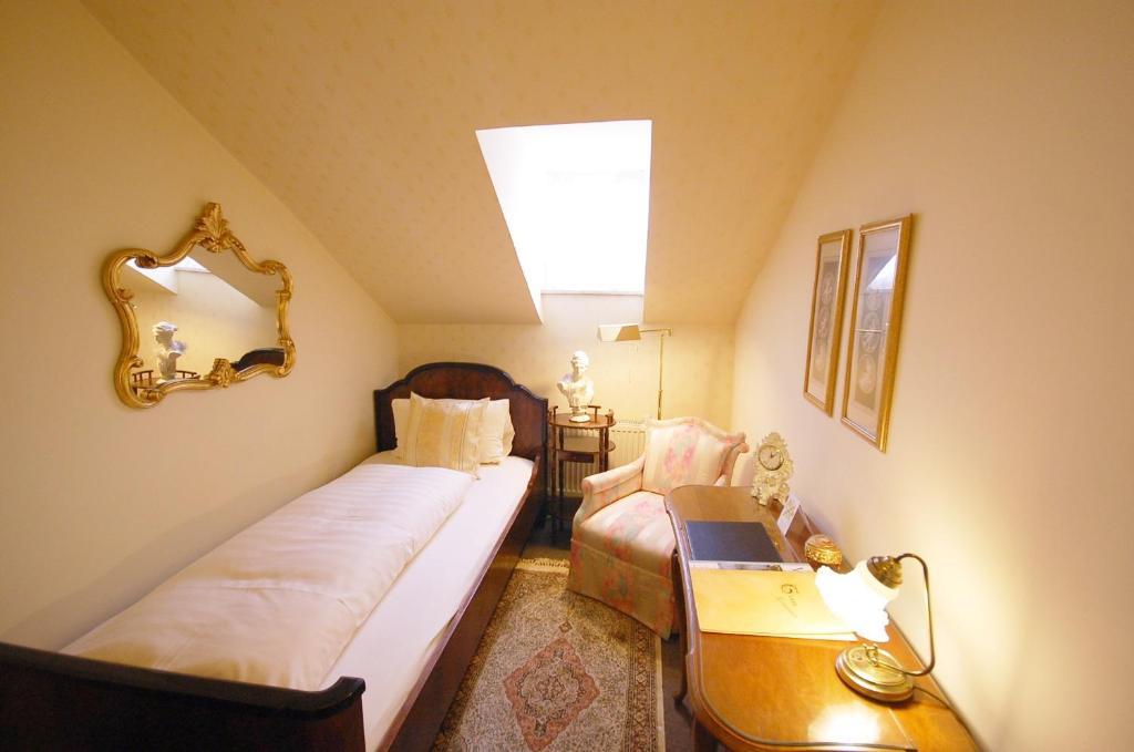 Das Kleine Hotel In Ruhiger Stadtlage Wiesbaden Kültér fotó